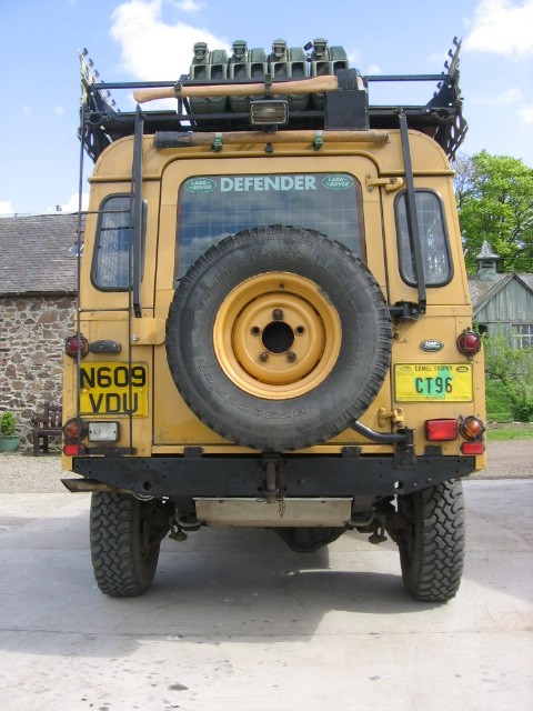 1995 Camel Trophy 110